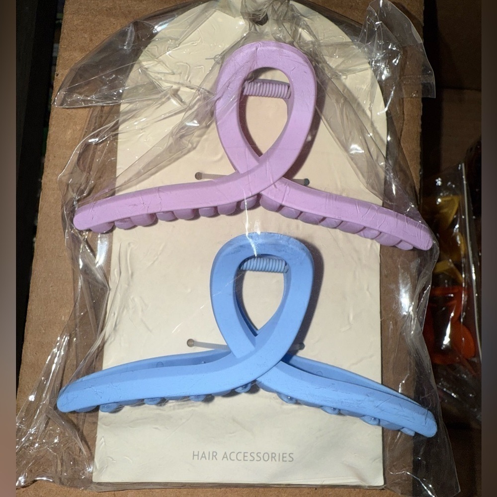Ettika Hair Accessories Claw Clips Set of 2 New in Package